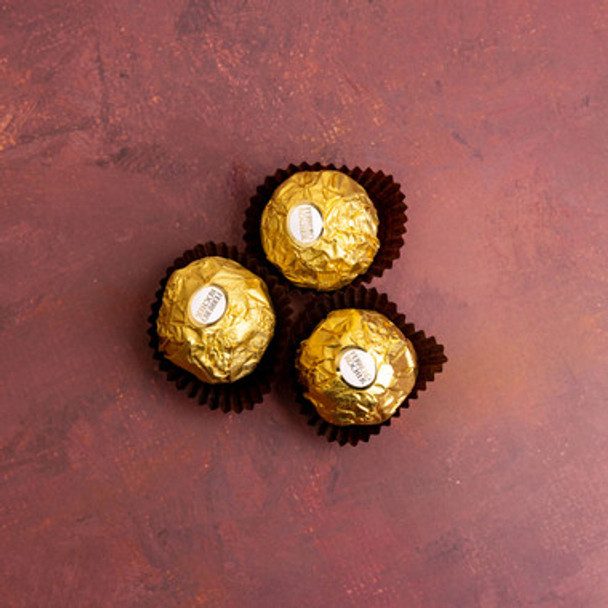 Set of 4 diyas with Dryfruits & Ferrero Rocher