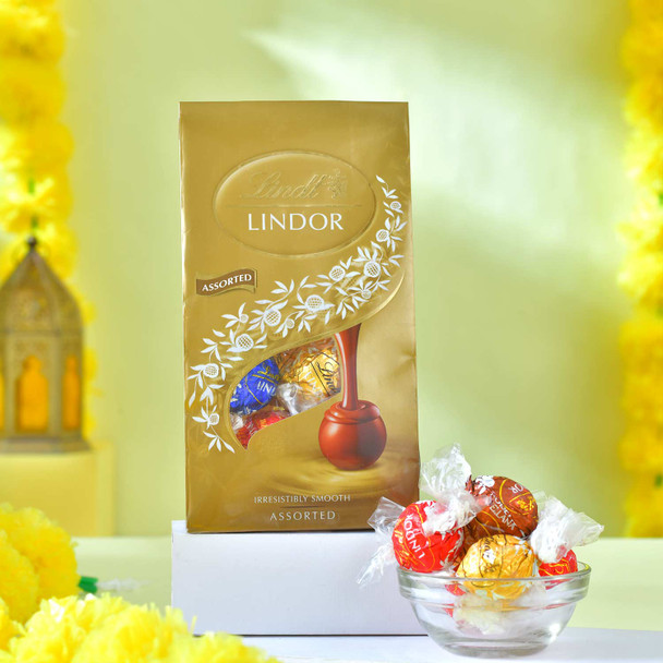 Bhaidooj Kalava With Lindt Assorted Chocolates Bhaidooj Kalava With Lindt Assorted Chocolates