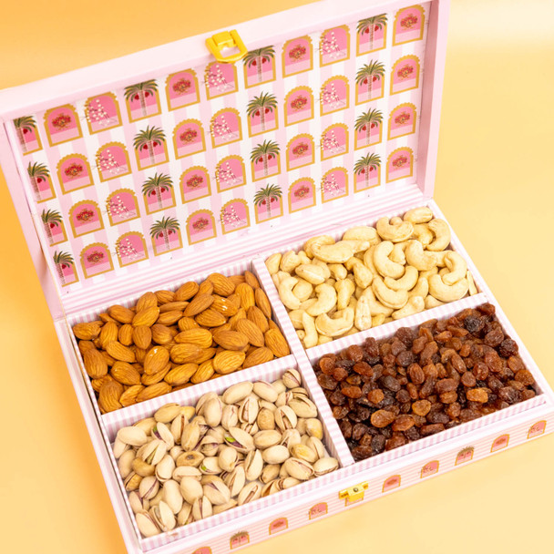 Exquisite Dryfruits Gift Hamper