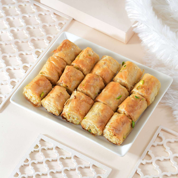Floral Shaped Rakhi With Baklawa Sweet