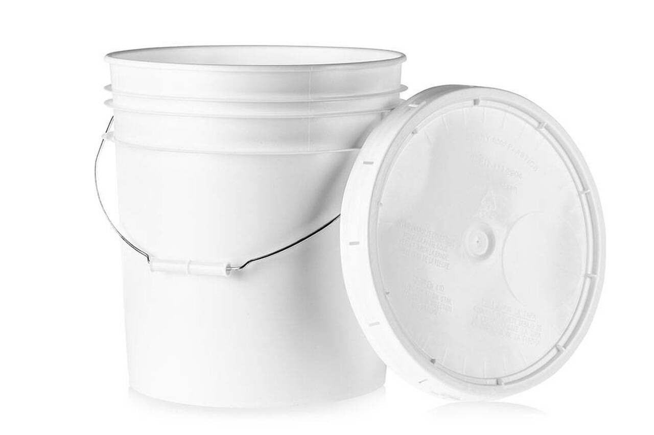 20 L BPA Free Food Grade White Bucket with Wire Handle and Lid - starting  quantity 1 count - FREE SHIPPING