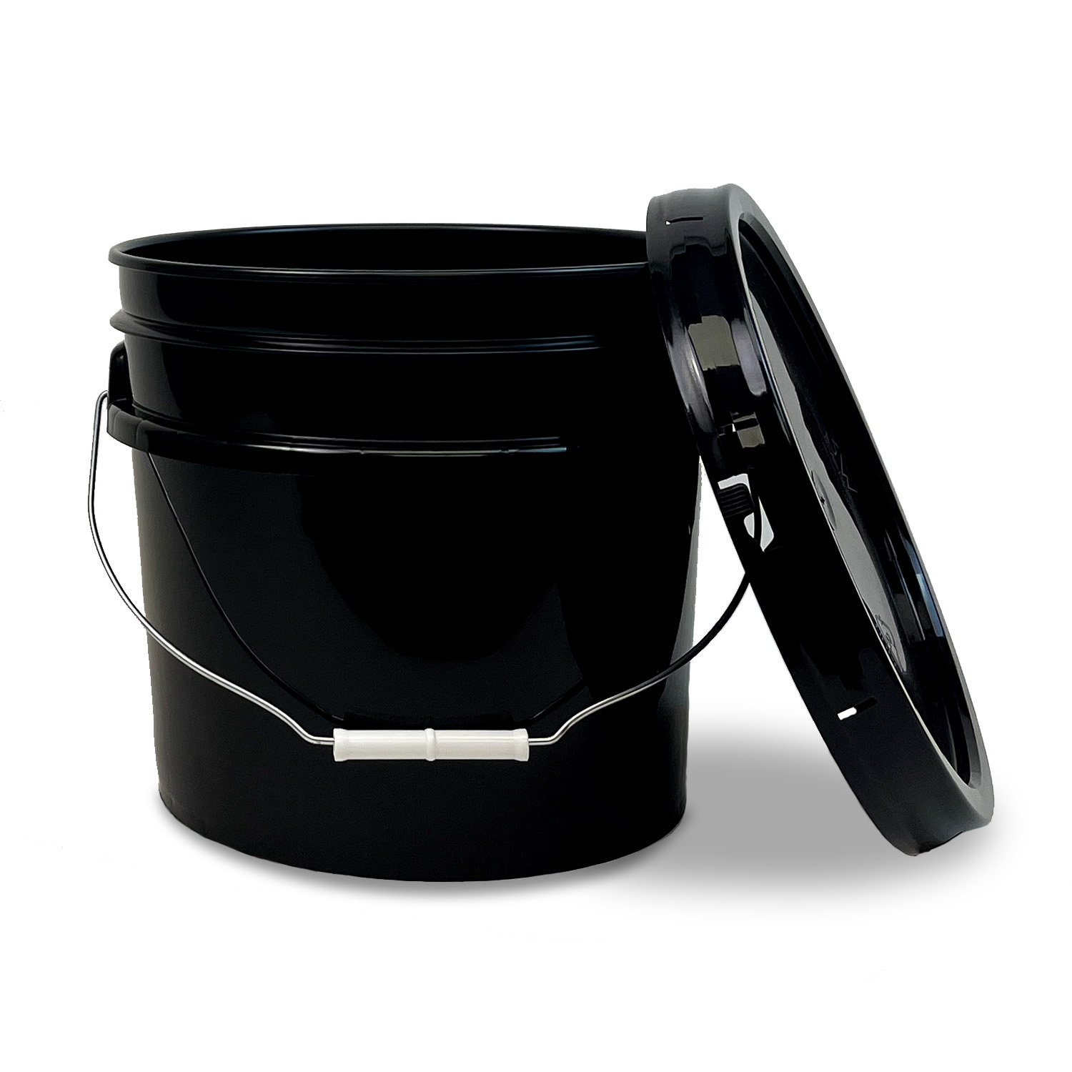 5 gal. BPA Free Food Grade Bucket with Wire Handle and Lid (T40MW) -  starting quantity 1 count - FREE SHIPPING