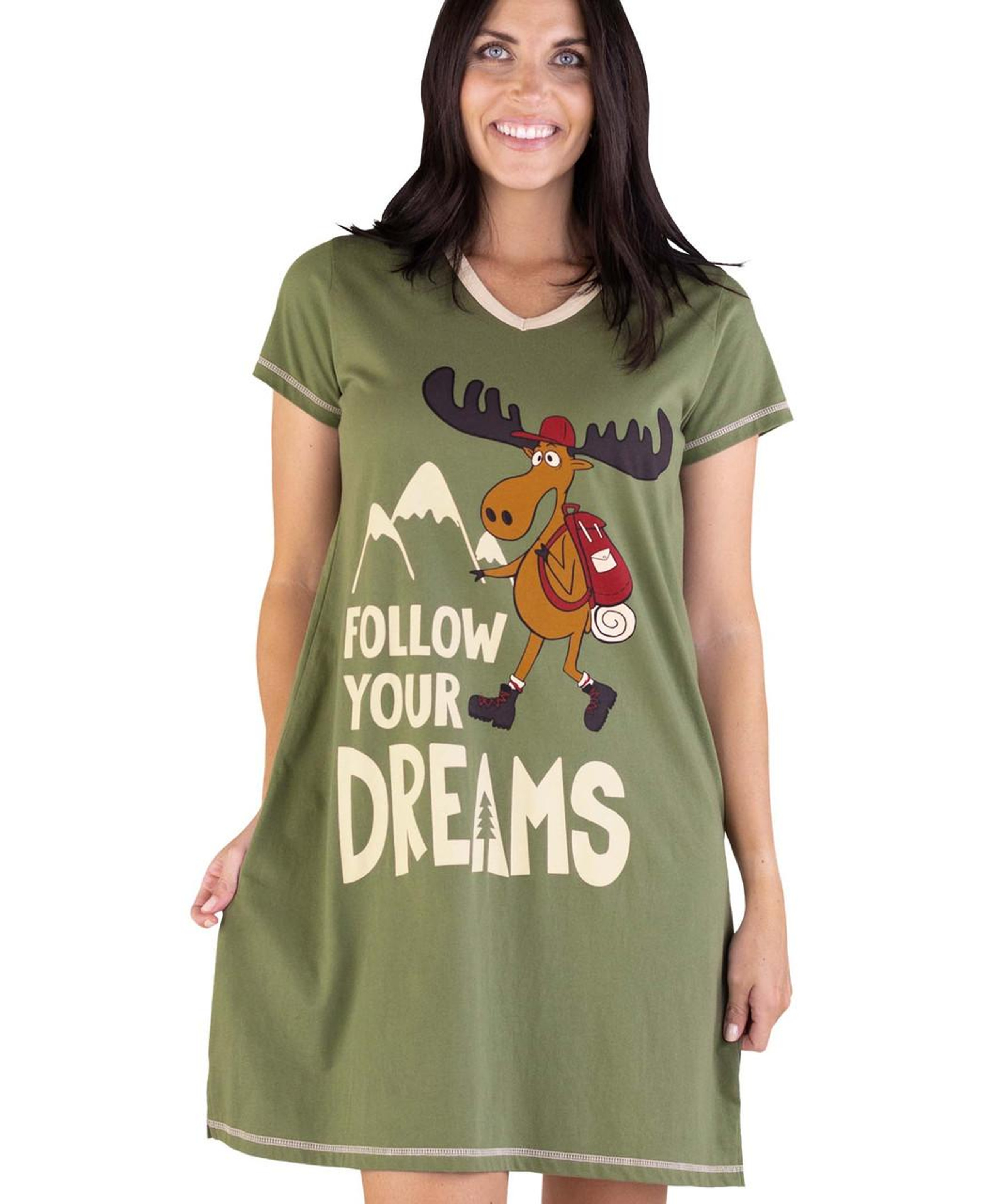 うさ美 Follow Your Dreams Moose Women's V-neck Nightshirt