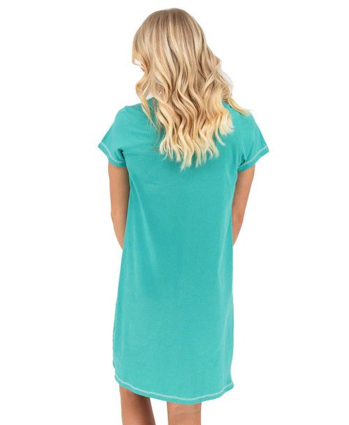  Sass-Quatch Women's V-Neck Nightshirt 