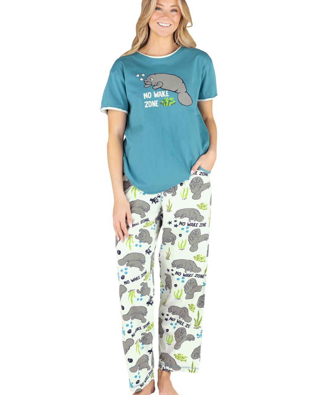 No Wake Zone Women's Regular Fit Manatee PJ Set