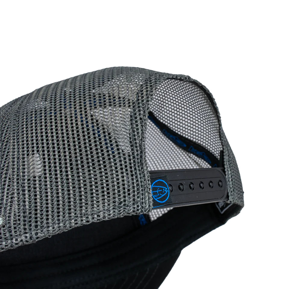 STLHD X COORS LIGHT Bottle Opener Trucker