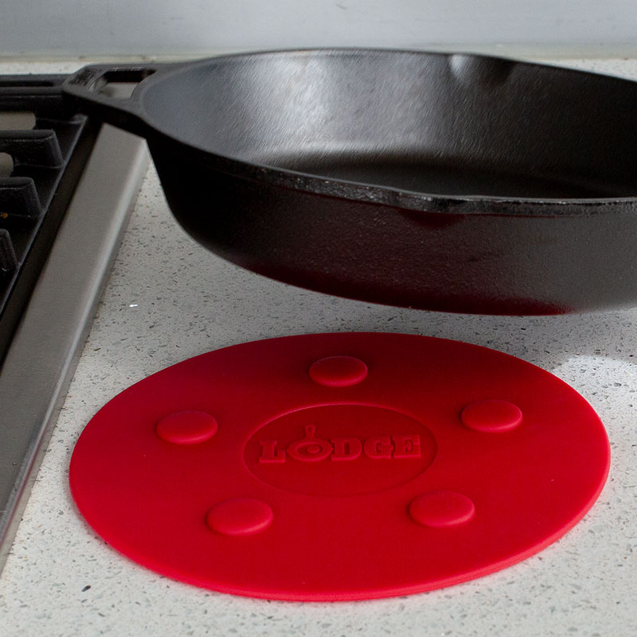 Lodge 8" Large Red Silicone Magnetic Trivet