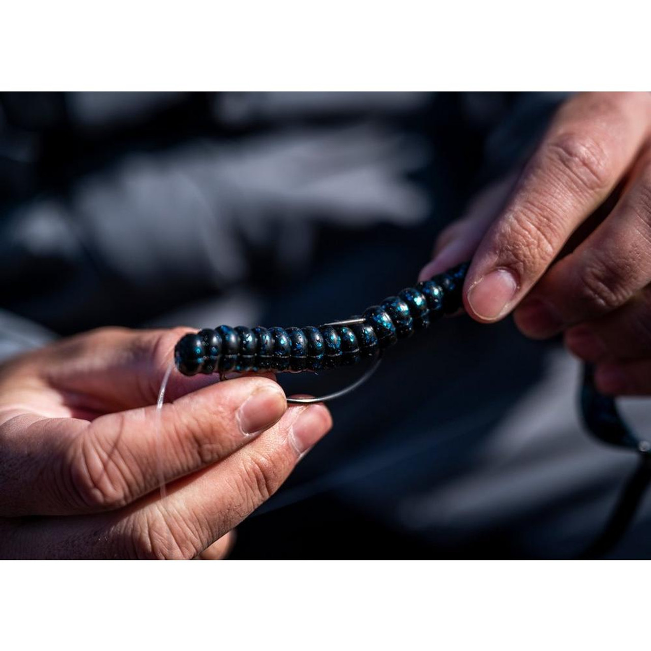 Berkley PowerBait Power Worms - Blue Fleck 4 in