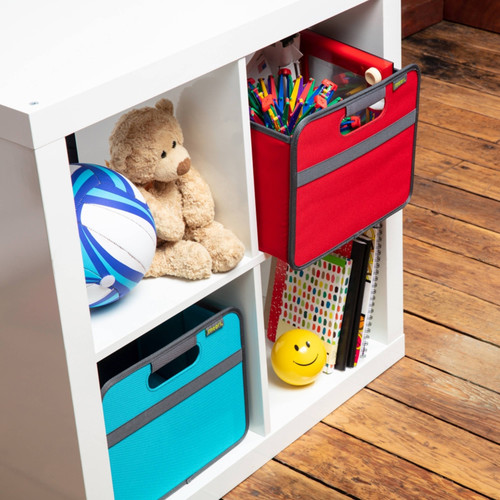 Small Foldable Storage Cube / Collapsible