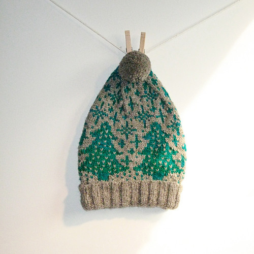 Twinklebaum Hat – 12/11 and 12/18 from 4pm-6pm or 6pm-8pm