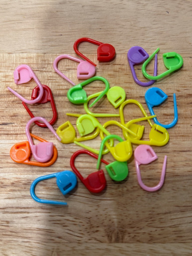 Locking Stitch Markers