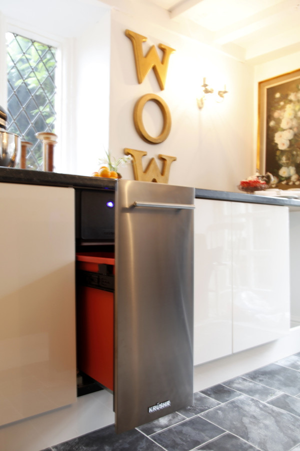 K300/K012 Stainless Steel Door open