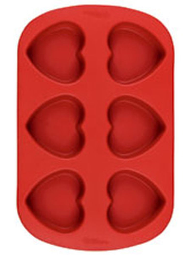 Wilton Mini Heart Silicone Red Valentines Day Mold 6 Cavities