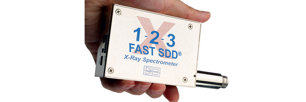 ＤSPECです。 X-123 FAST SDD® Ultra High Performance Silicon Drift Detector - 5