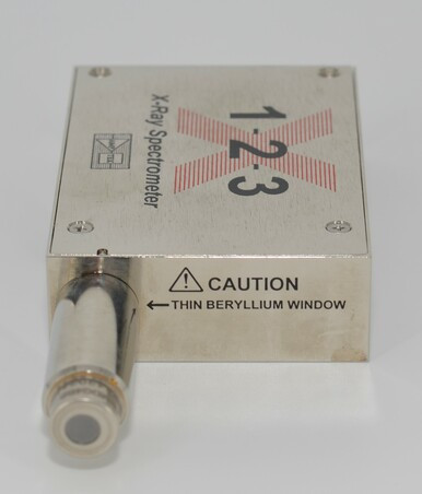 X-123 Si-PIN X-Ray Detectors - Model XR123_9 inch extender