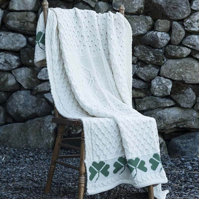 Irish Shamrock Blanket Carraig Donn