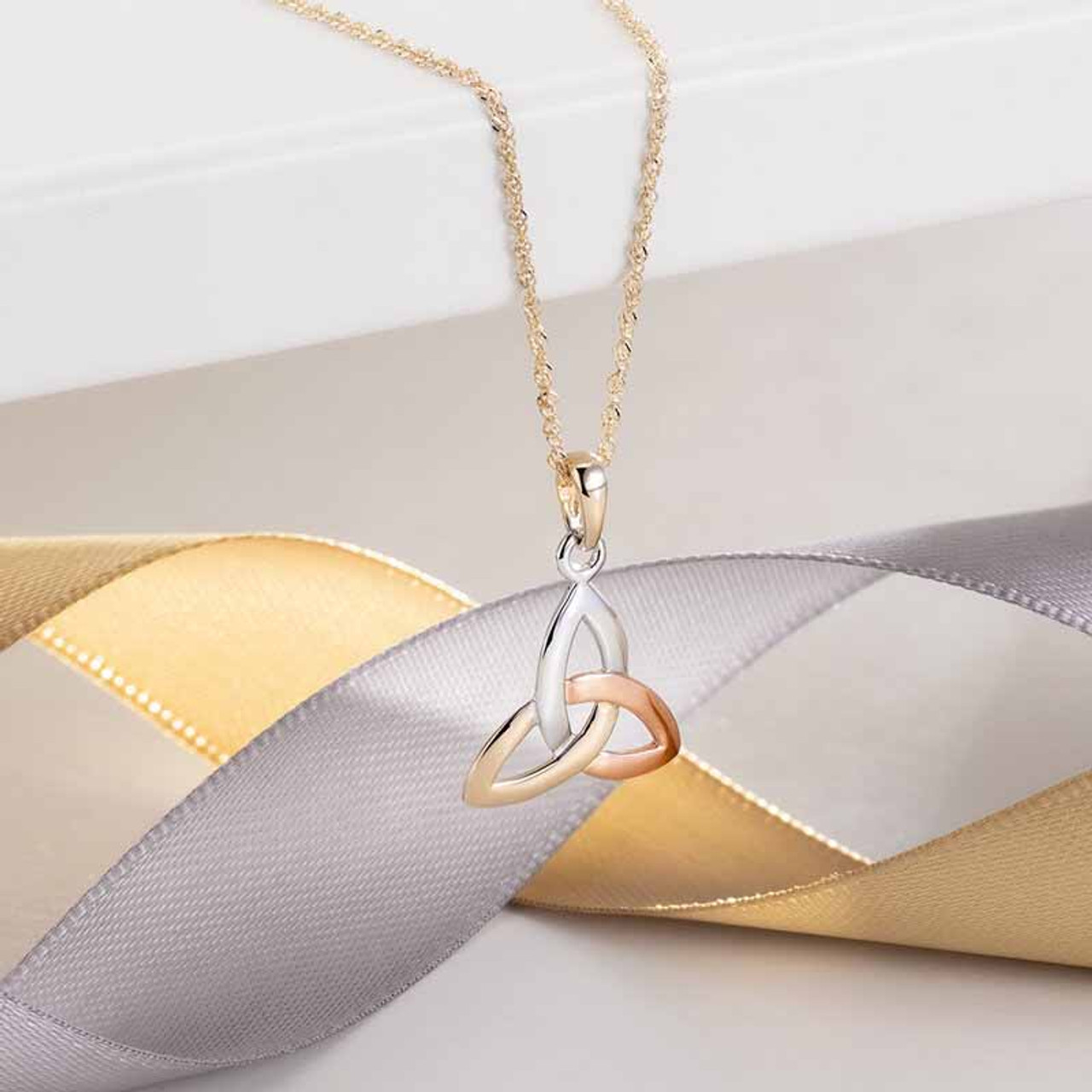 14K 3 Color Gold Trinity Knot Pendant on a Chain | Solvar