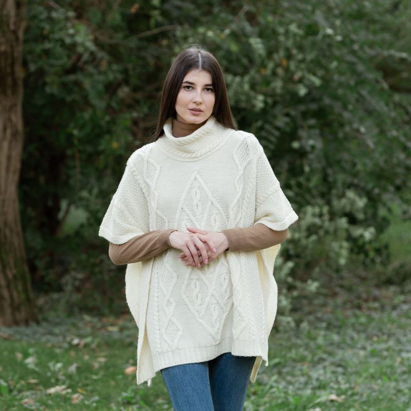 Aran Diamond Moss Knit Wool Poncho | Shamrockgift