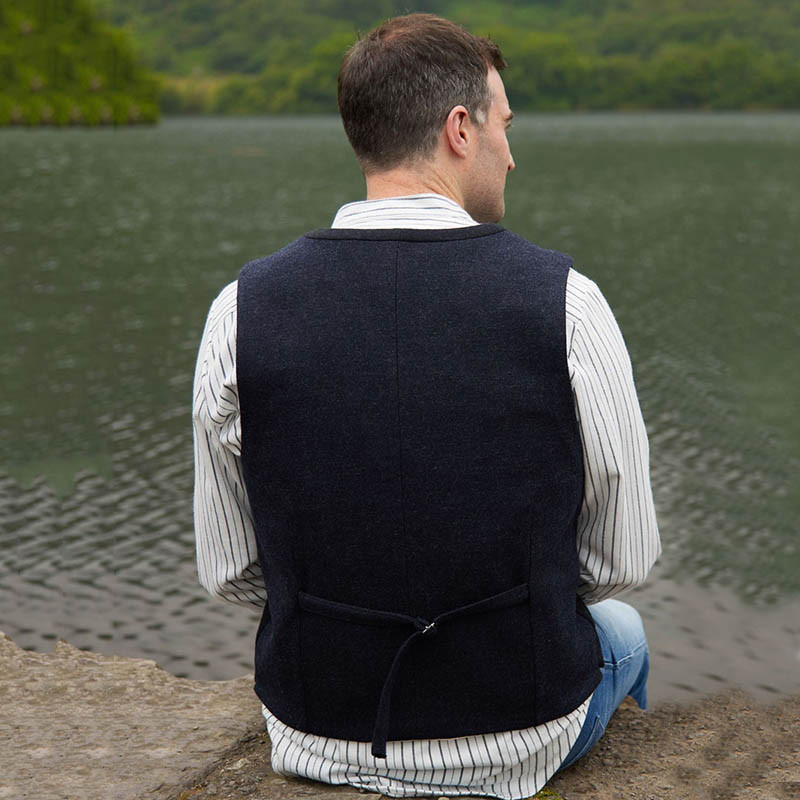 Black Inch Wool Tweed Vest | ShamrockGift.com