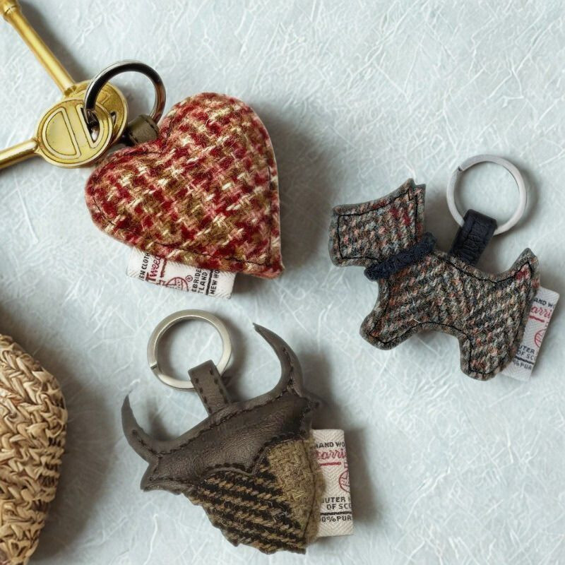 Handcrafted Harris Tweed Keyring | ShamrockGift.com