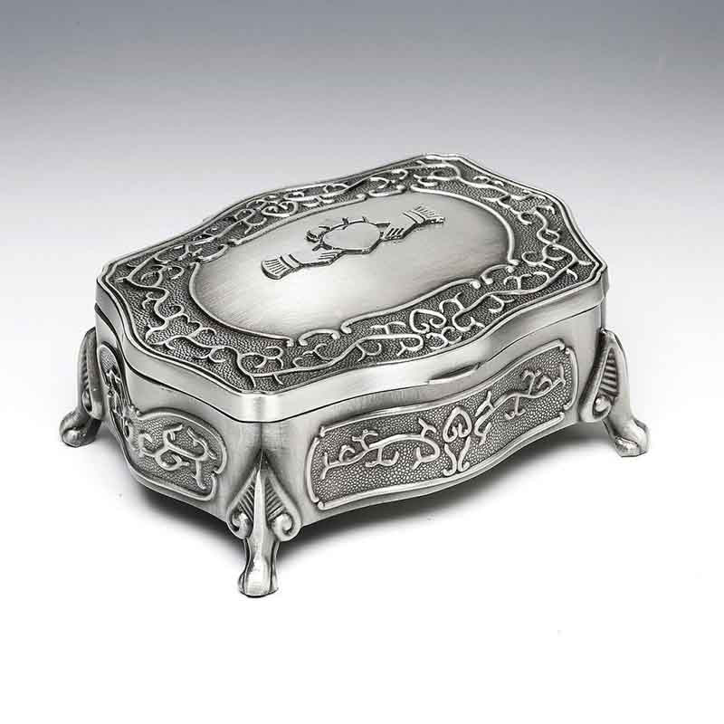 Standing Jewelry box with Claddagh | Mullingar Pewter