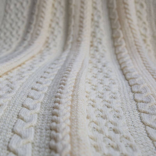 AWT910 Cable Honeycomb Aran Throw Present ShamrockGift.Com