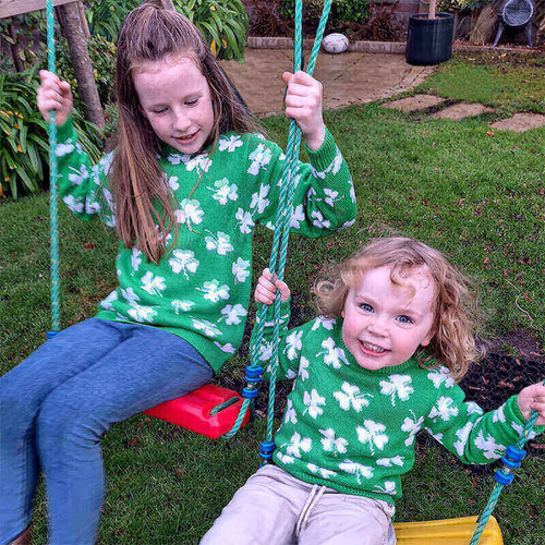 T7658 Warm Round Neck Kids Sweater With Shamrock ShamrockGift.com