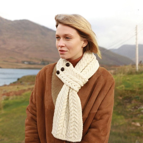 A196201-ONE White Aran Loop Scarf ShamrockGift.com