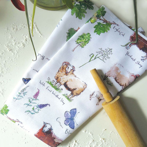 B0856C Out In The Fields Cotton Irish Kitchen Accessories Tea Towel Lifestyle ShamrockGift