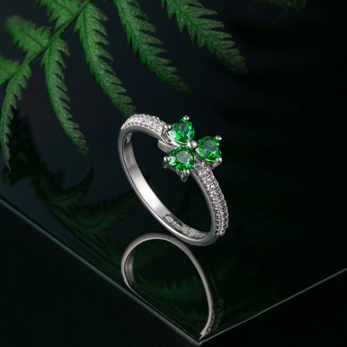 Solvar Sterling Silver Shamrock Ring ShamrockGift.com