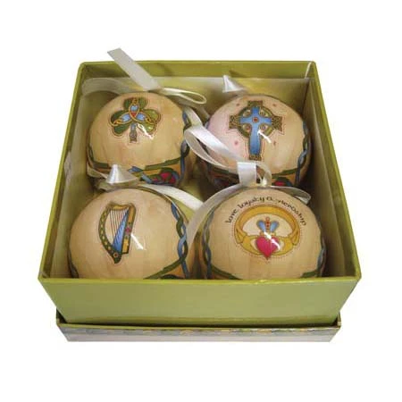 Hat Box of 4 Irish Weave Gloss Baubles Arranged ShamrockGift.com