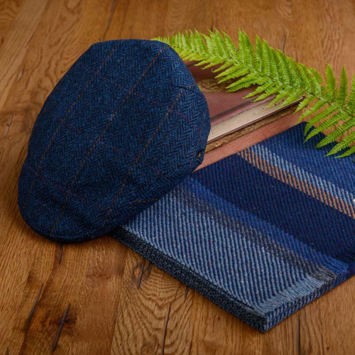 MUCTRIN34  Mucros Weavers Trinity Tweed Flat Cap-Blue Tweed ShamrockGift.com