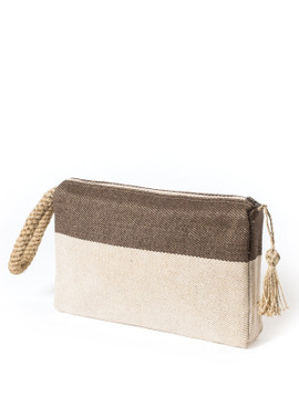 Stylish Clutch With Macramé Handle