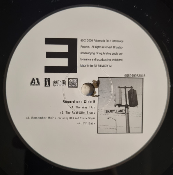 MARSHALL MATHERS LP - EMINEM (#606949062910) - Omega Music