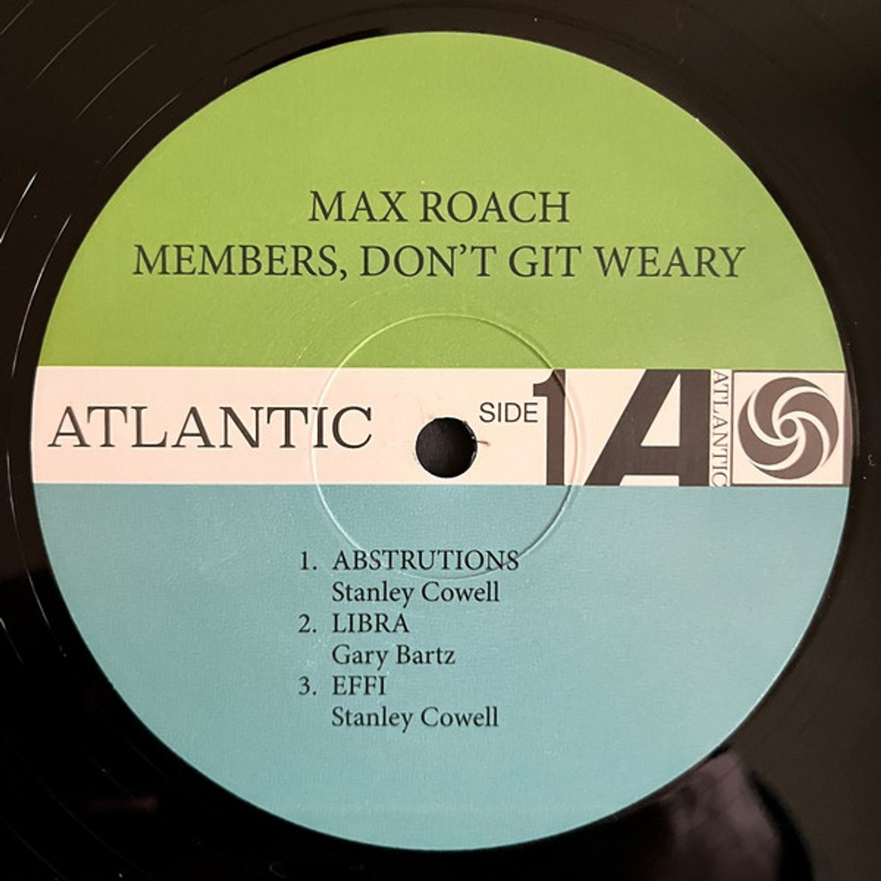 Member Don't Git Weary - Roach, Max (#5060180325534) - Omega