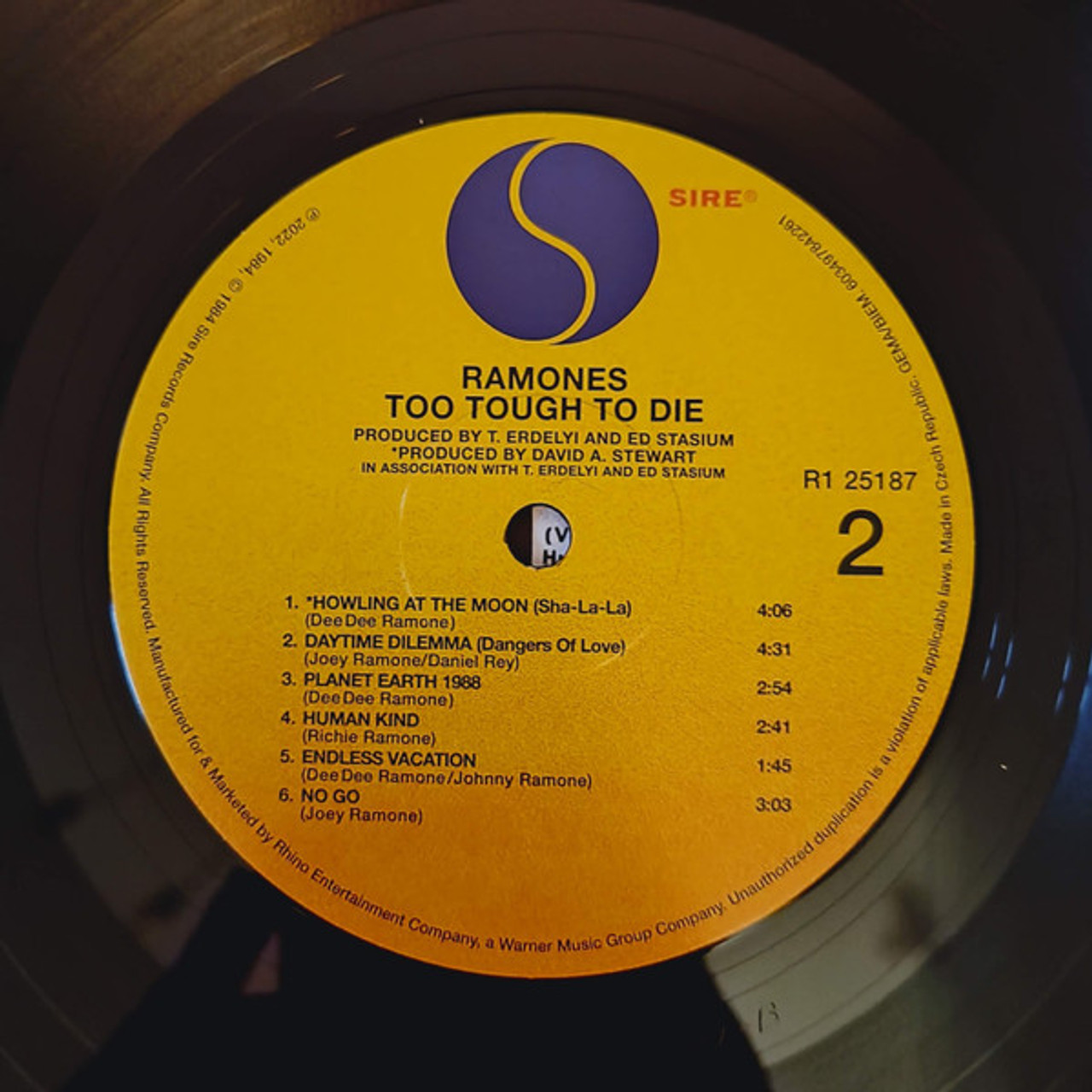 米LP Ramones Too Tough To Die 125187 SIRE /00260 Ramones – Too Tough To Die – Vinyl (40th Anniversary Edition