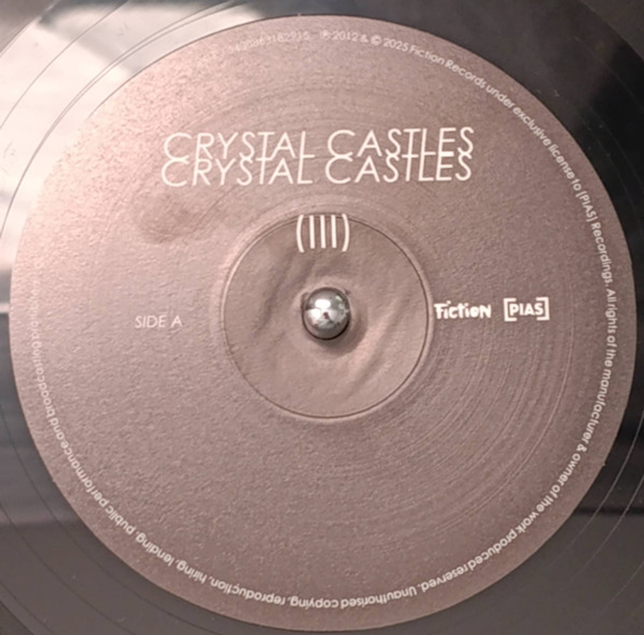 Crystal Castles I II III アルバム 3枚セット 廃盤 III - Crystal Castles (#5400863182915) - Omega Music