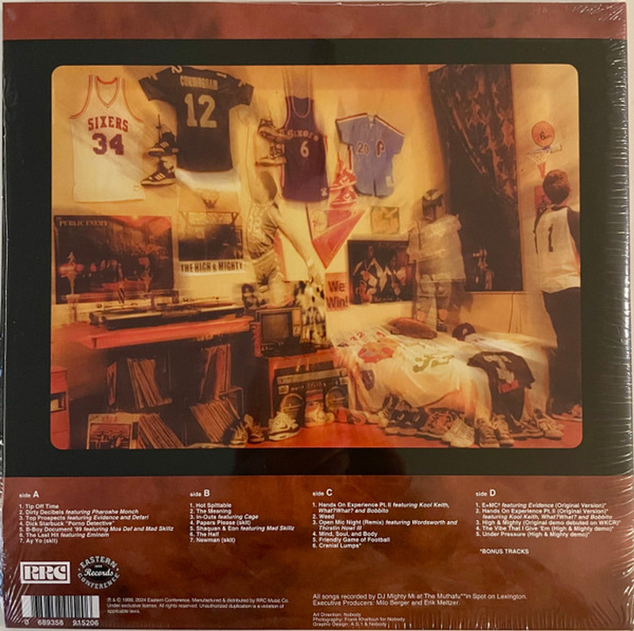 Home Field Advantage - High & Mighty, The (#689358915206