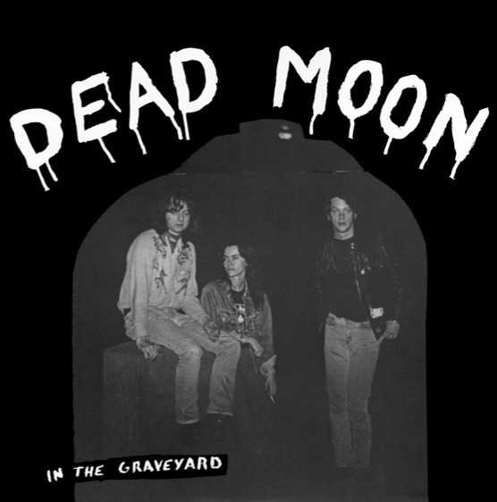 In The Graveyard - Dead Moon (#455774593423)