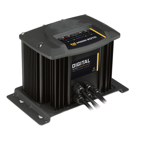 Minn Kota MK440D Digital Charger 4 Bank 10 Amps (1824405)