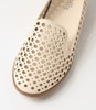 Qin Vanilla Flat Shoes