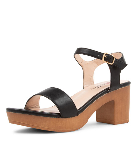 Vonak Black Sandals