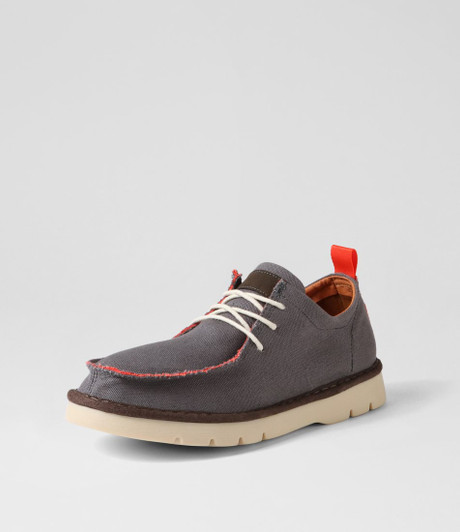 Edekine Fog Canvas Sneakers