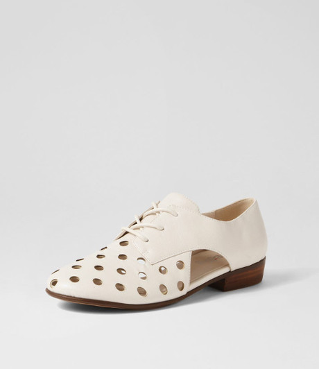 Falkon Nougat Flat Shoes