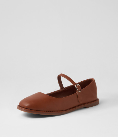 Iesha Tan Flat Shoes