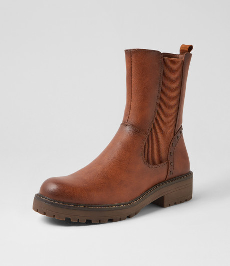 Pewen Cognac Ankle Boots