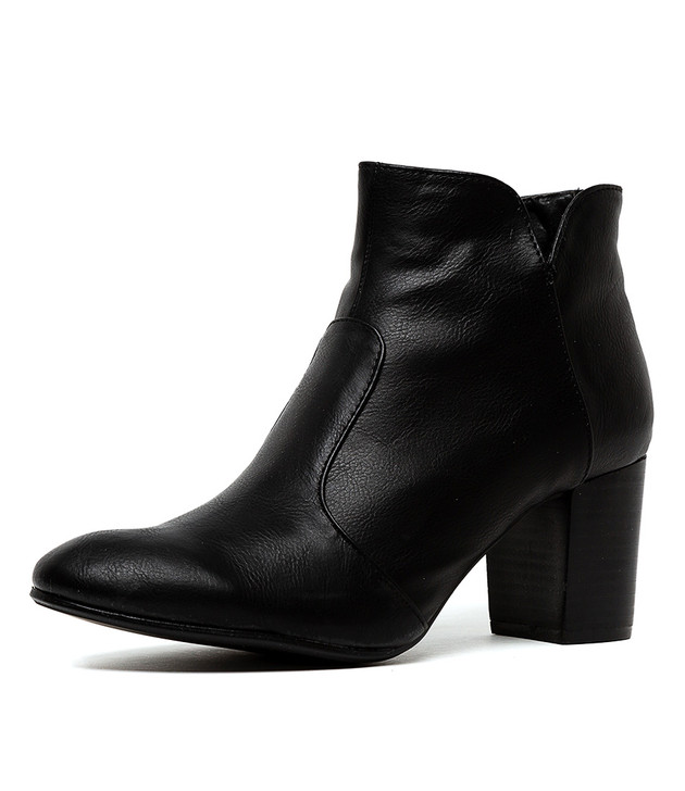 MAHLON BLACK ANKLE BOOTS