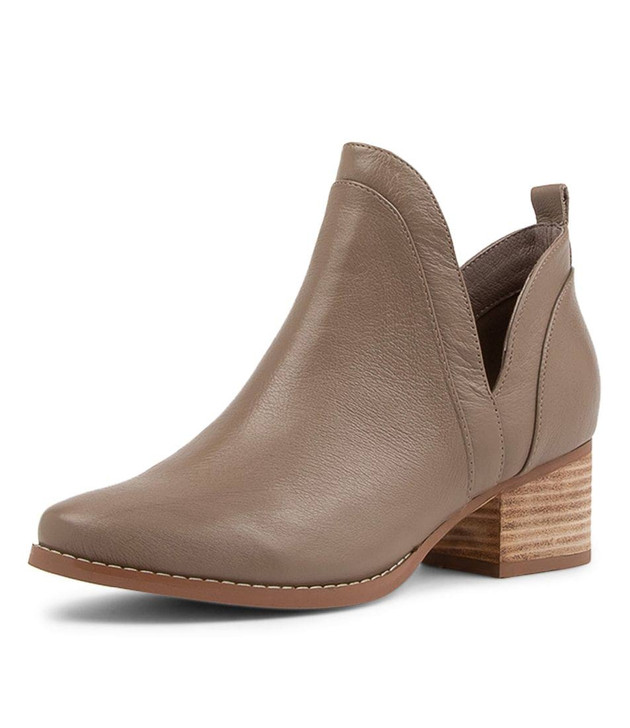 Larni Ash Leather Ankle Boots