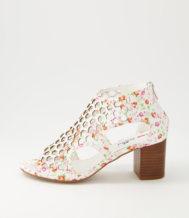 Bettee White Floral Sandals