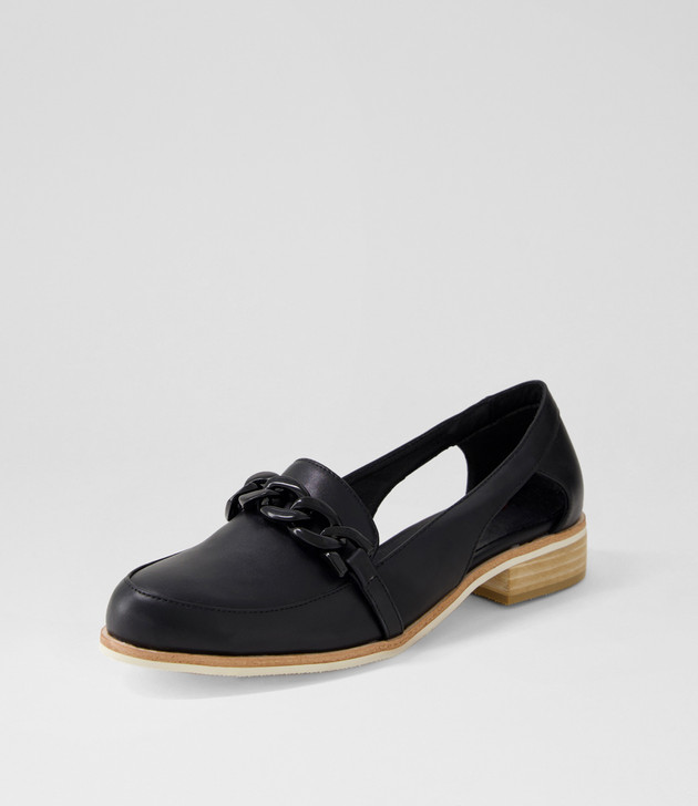 Heena Black Flat Shoes